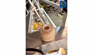 Ball winding machine