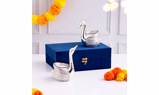 Royal Swan Tealight Candle Holder Set