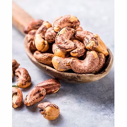 raw cashews