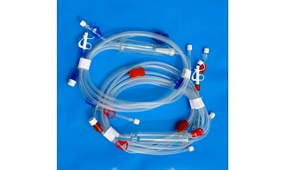 Hemodialysis blood tubing set
