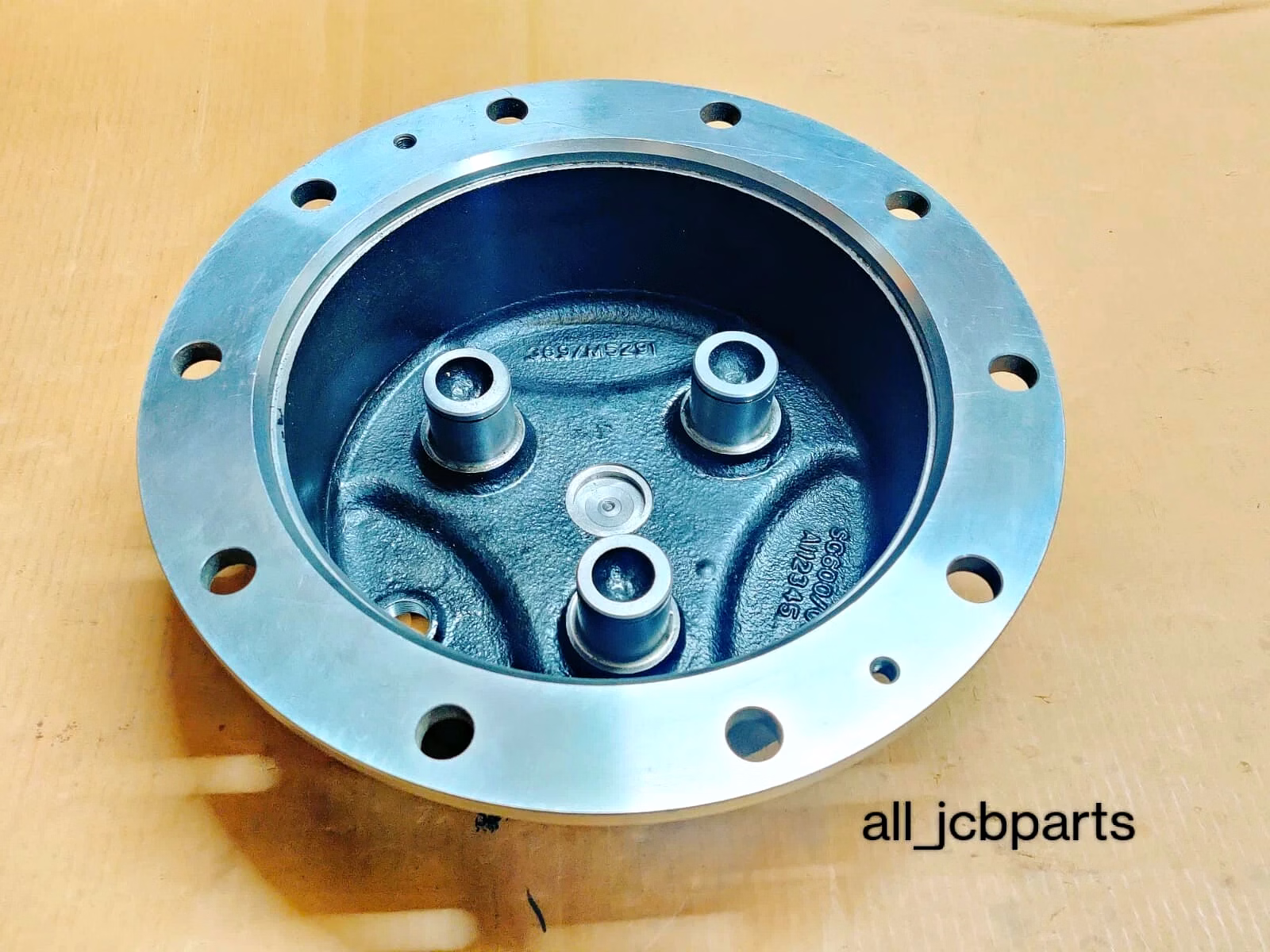 jcb planetary rear hub carrier 10 stud 450/12401 450/10216 458/m4230 334/y3895)