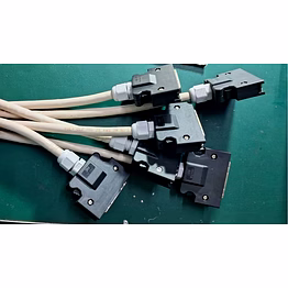 rfnt scsi connector assembly