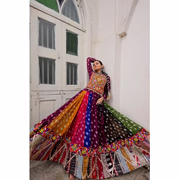 lw navratri georgette print vintage and gamthi work lehnega choli set