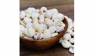 Makhana (Fox Nuts / Lotus Seeds)