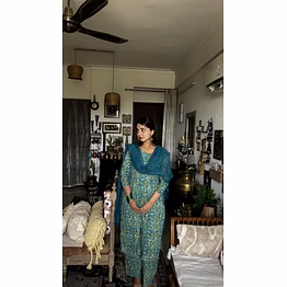 varsha straight set