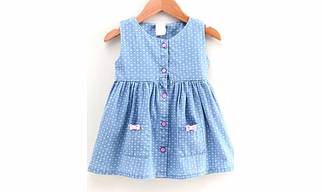 Denim sleeveless dress with full front open with pockets and bows