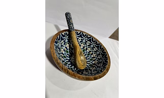 Wooden enamel bowl