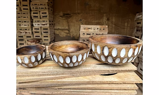 Wooden bowl set