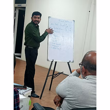 Leadership &amp; Team Building Workshops-4