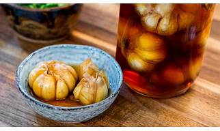 garlic pickle