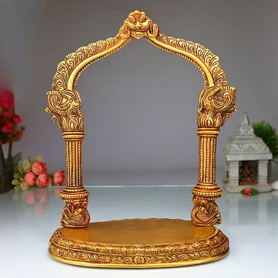 brass prabhavali and chowki | made of 100% brass.