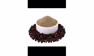 Black pepper powder