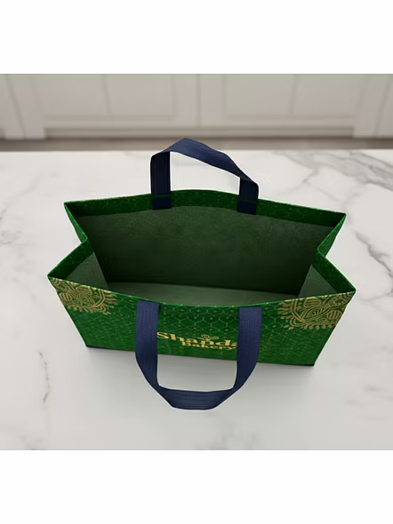 Sweet Bag Manufacturer – Bakery and Sweet Bags Size - W 14 x H 19 x G 7 | Sweet bag manufacturer Bakery and sweet carry bag for B2B Importers, Wholesalers and Distributors – Bhagat Brothers