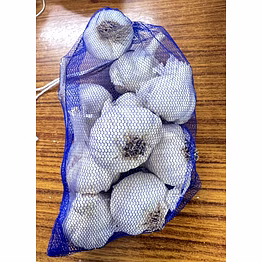 fresh garlic wholesale – bhagat bom garlic - top garlic weight - 250gm | fresh garlic mesh bag wholesale fresh loose garlic for b2b importers, wholesalers and distributors – bhagat brothers