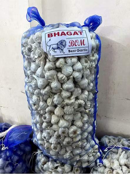 Fresh Garlic Wholesale – Bhagat Lion BOM Garlic - Best Garlic | Fresh garlic Mesh Bag wholesale Fresh loose garlic for B2B Importers, Wholesalers and Distributors – Bhagat Brothers