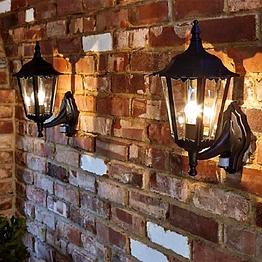solartrad wall lantern