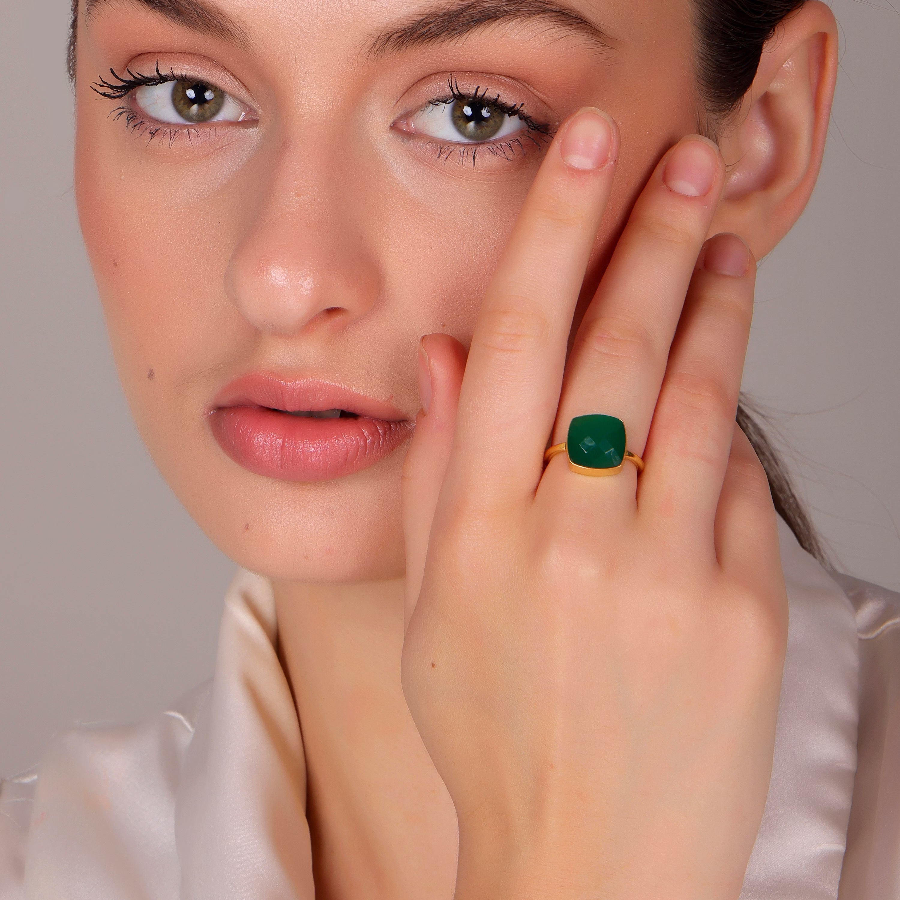 Dua Green Onyx Cushion Ring – Artisan Gold Statement Ring, Gift for Her image 5