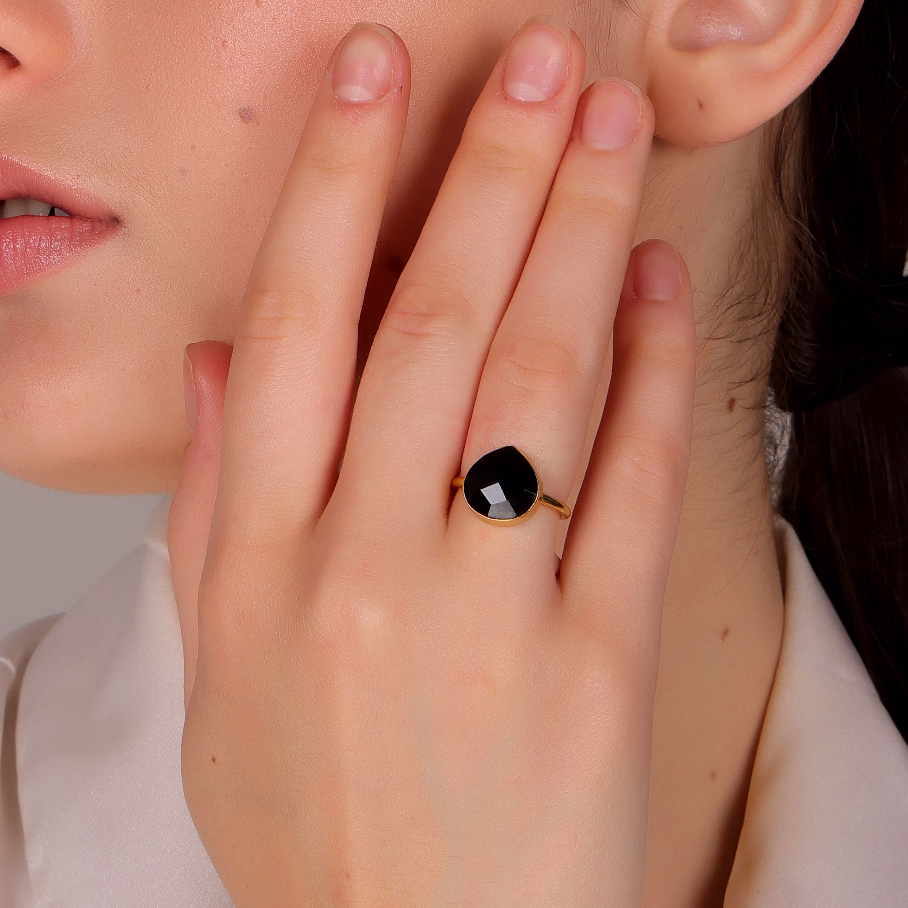 Dua Black Onyx Heart Ring – Bold Gold-Plated Engagement Ring, Protective Jewelry image 5