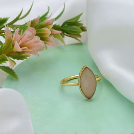 dua pink calcedony ring – feminine pastel gemstone gold-plated boho jewelry