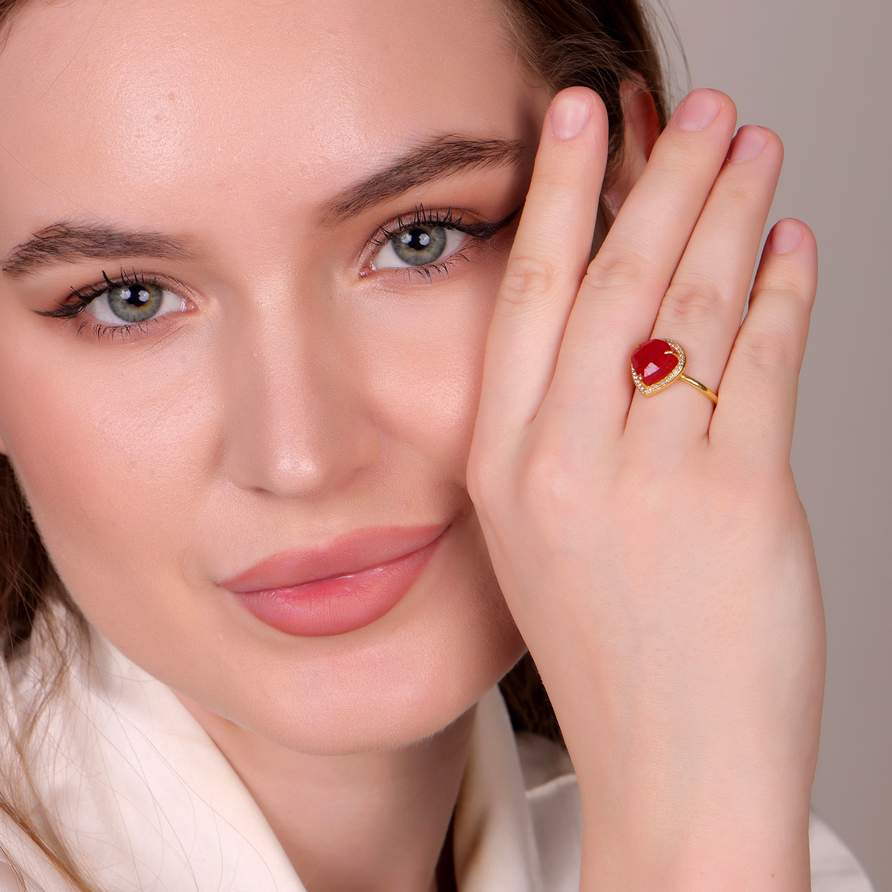 Dua Red Jade Gold-Plated Adjustable Heart Ring – Red Gemstone Romantic Statement Jewelry image 5