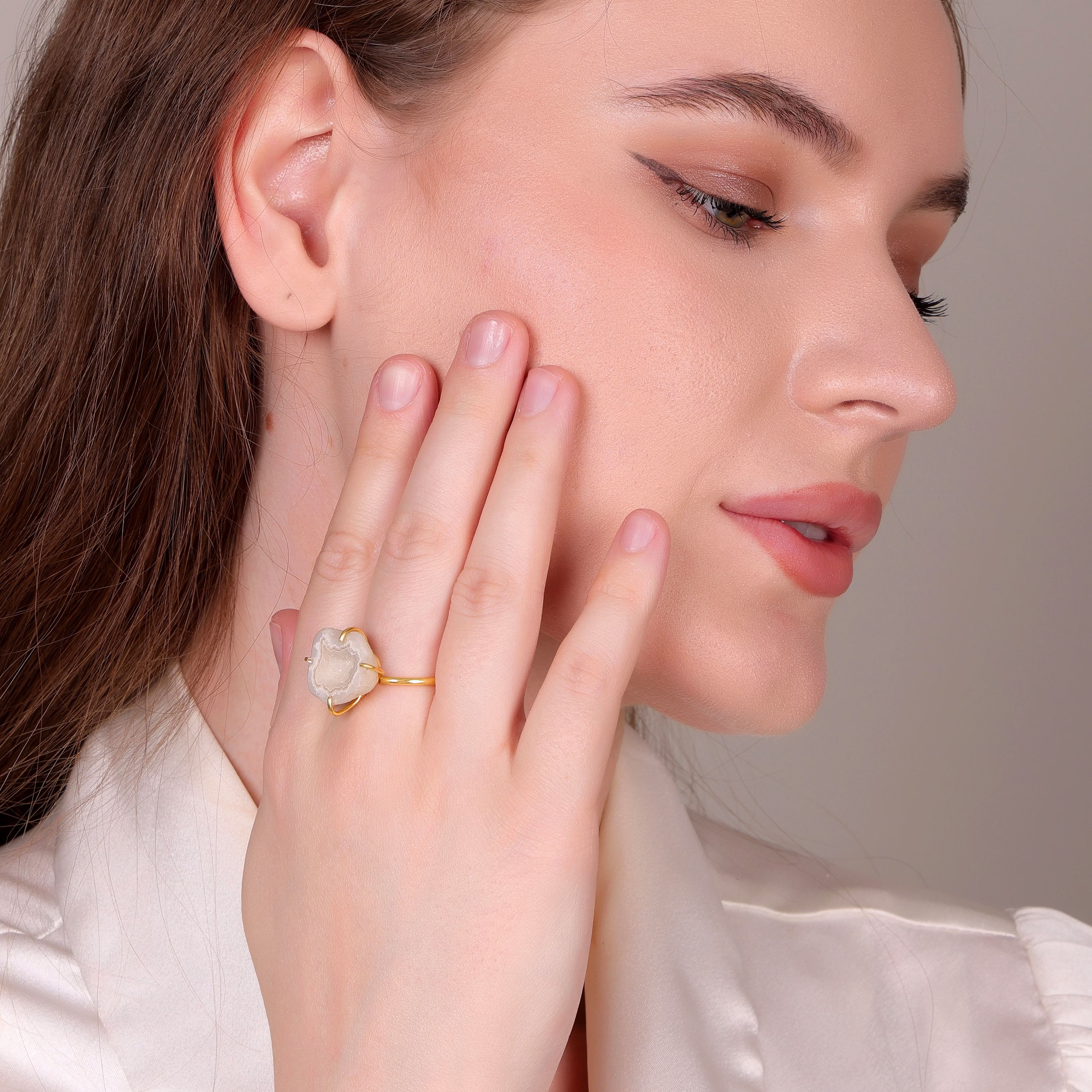 Dua Grey Druzy Gold-Plated Adjustable Ring – Raw Stone Contemporary Jewelry for Women image 6