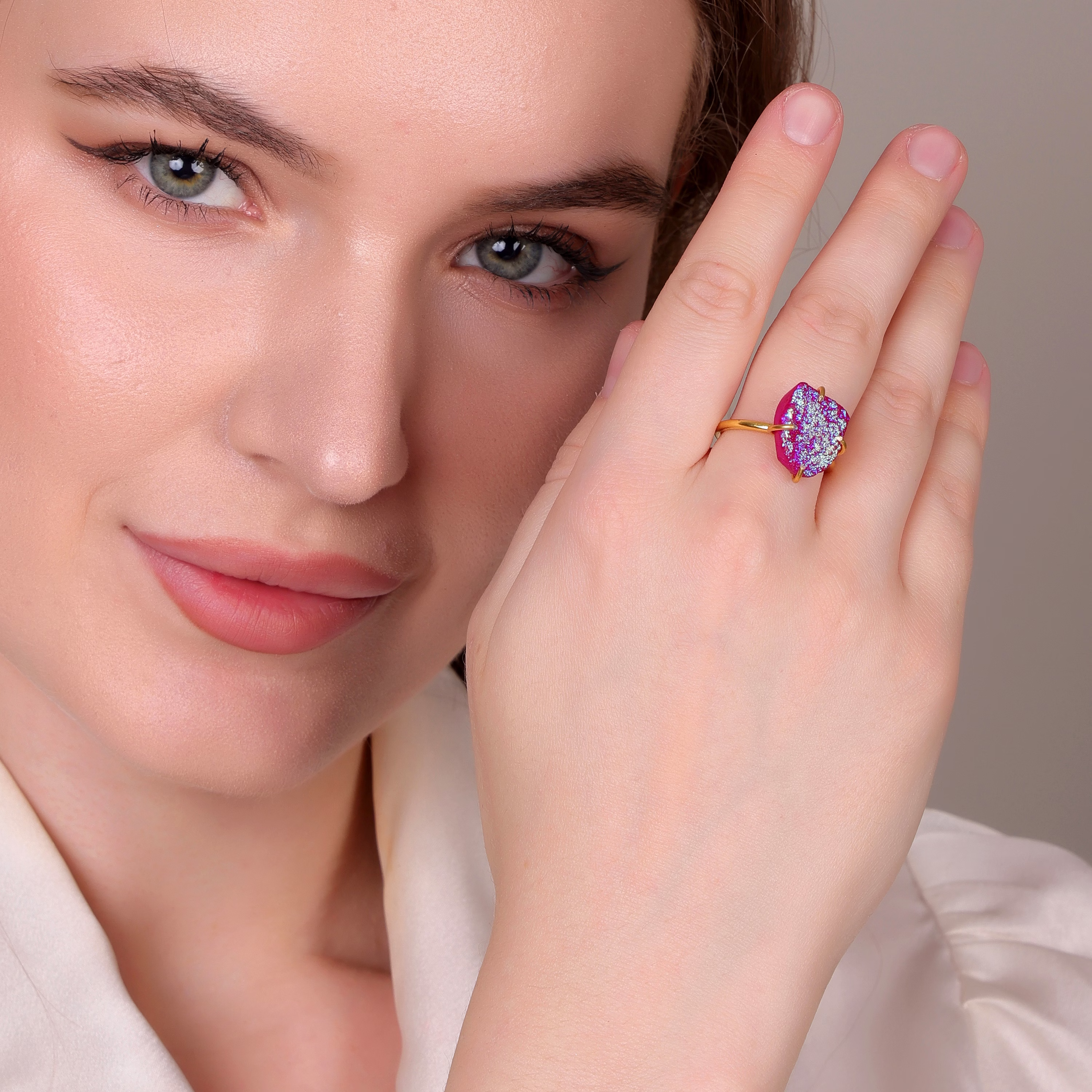 Dua Pink Druzy Gold-Plated Adjustable Ring – Minimalist Handcrafted Jewelry for Women image 5