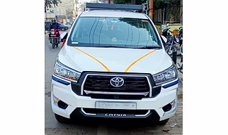 Innova Crysta