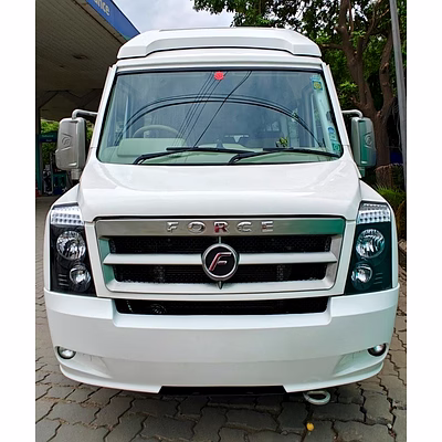 tempo traveller
