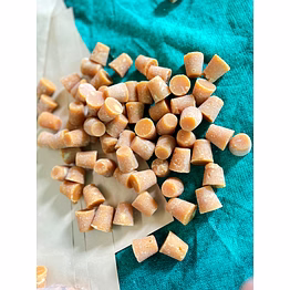 jaggery cube and natural powder