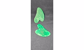 gua sha massaging tool