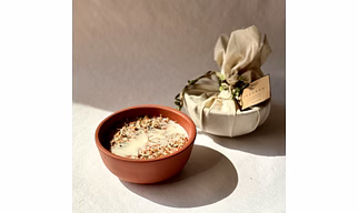 Oud And Amber 5 Wick Soy Wax Candle
