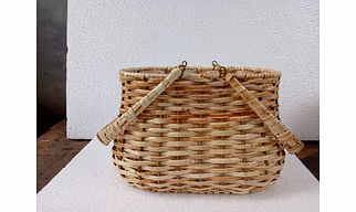 Rattan waving basket