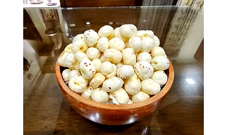 Makhana 5 Suta Handpicked Bulk Fox Nut Supply for Global Importers & Buyers | Size-Graded & Export Ready Food Ingredient