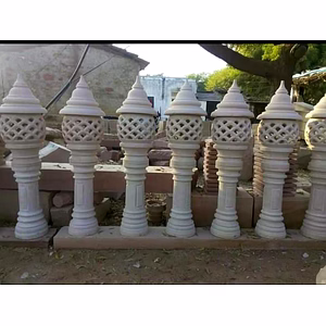 Beig Stone Lamp post