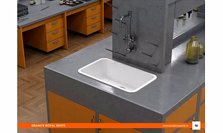QUARTZ SINK 31"X19"X9"
