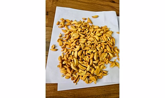 Garlic kibble