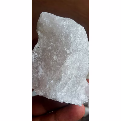 White Quartz Snow lumps for Industrial Processing and Material Supply-3