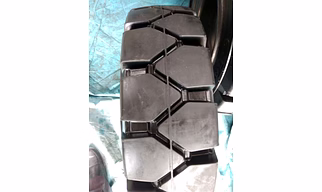 FORKLIFT SOLID CUSHION TYRE