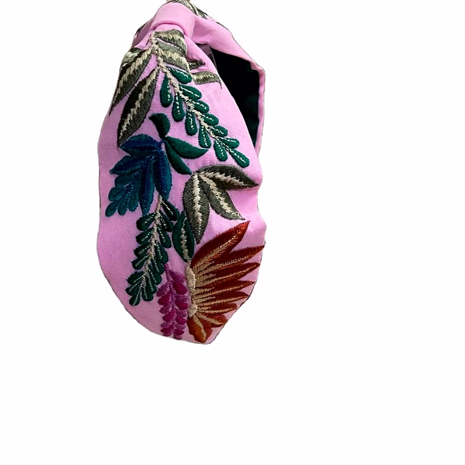 Embellished Knotted Hairbands for Fashion Accessories image 1