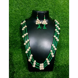 handmade banana fibre jewelry set – triple strand green thread design