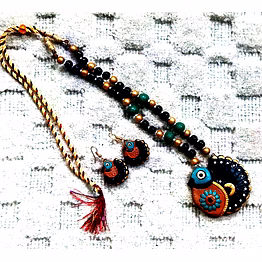 handcrafted terracotta necklace set – peacock design