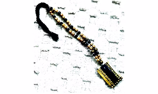 Terracotta Necklace - Black & Gold