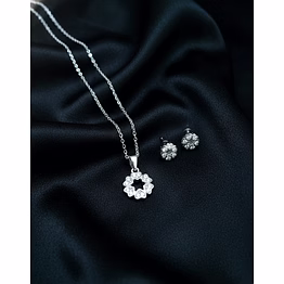 silver heart floral 925 sterling silver pendant necklace with matching stud earrings