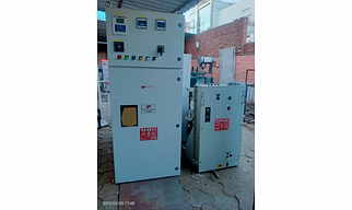 Vacuum Circuit Breaker