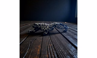 🐆 Premium Vastu Panther Décor