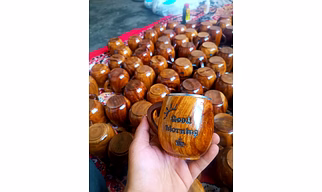Handcrafted Wooden Coffee Mug – “Good Morning” Design
