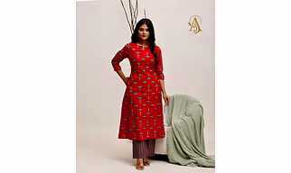 Lalima Grove Kurta Set