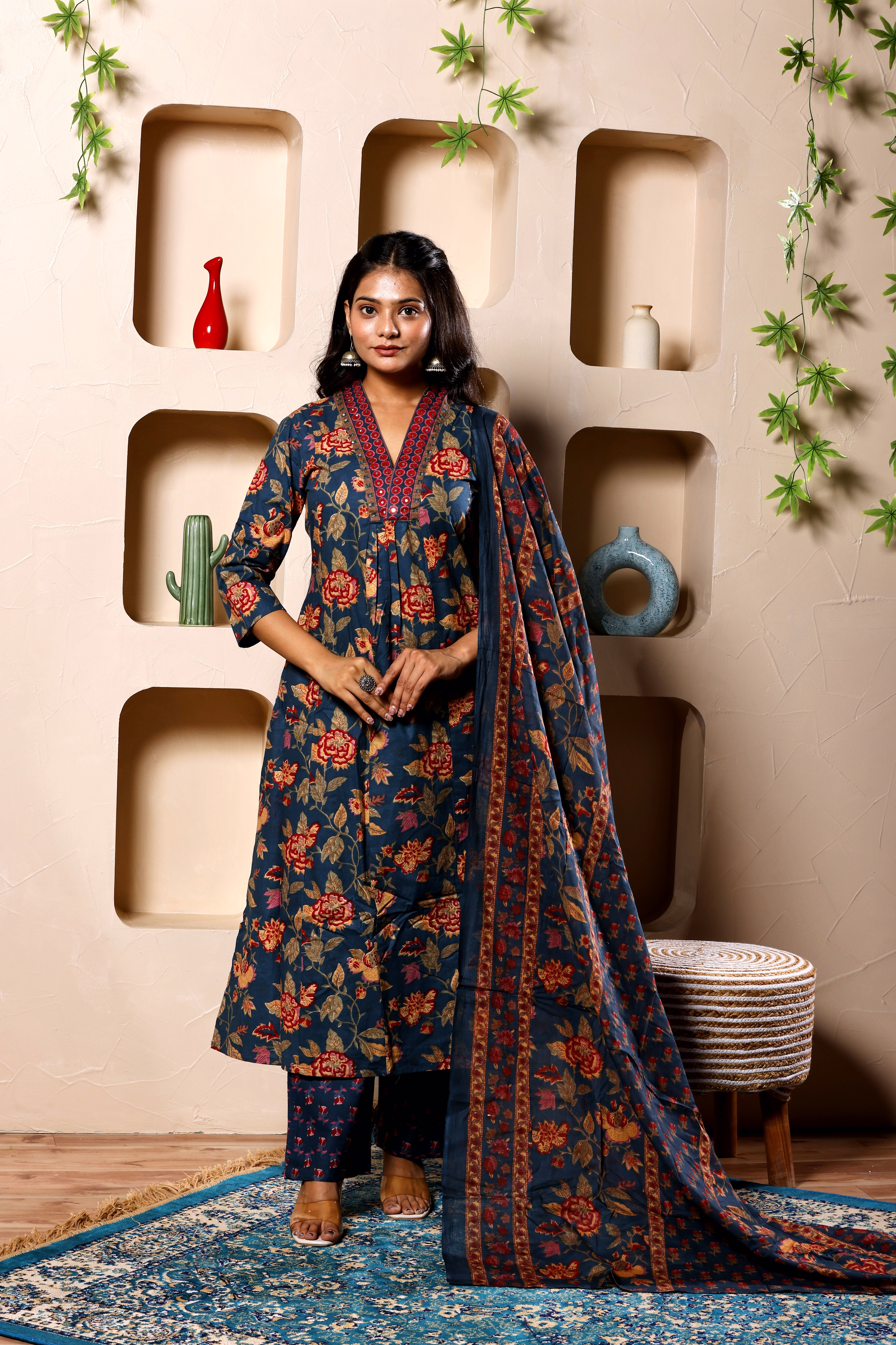 Noor-e-Nilofer Floral Suit Set image 1