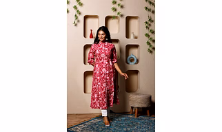 Gulzaar Crimson Kurta Set