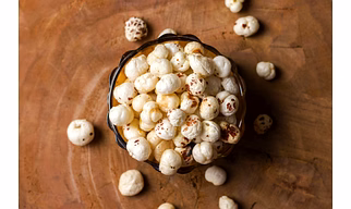 Makhana ( Foxnuts )